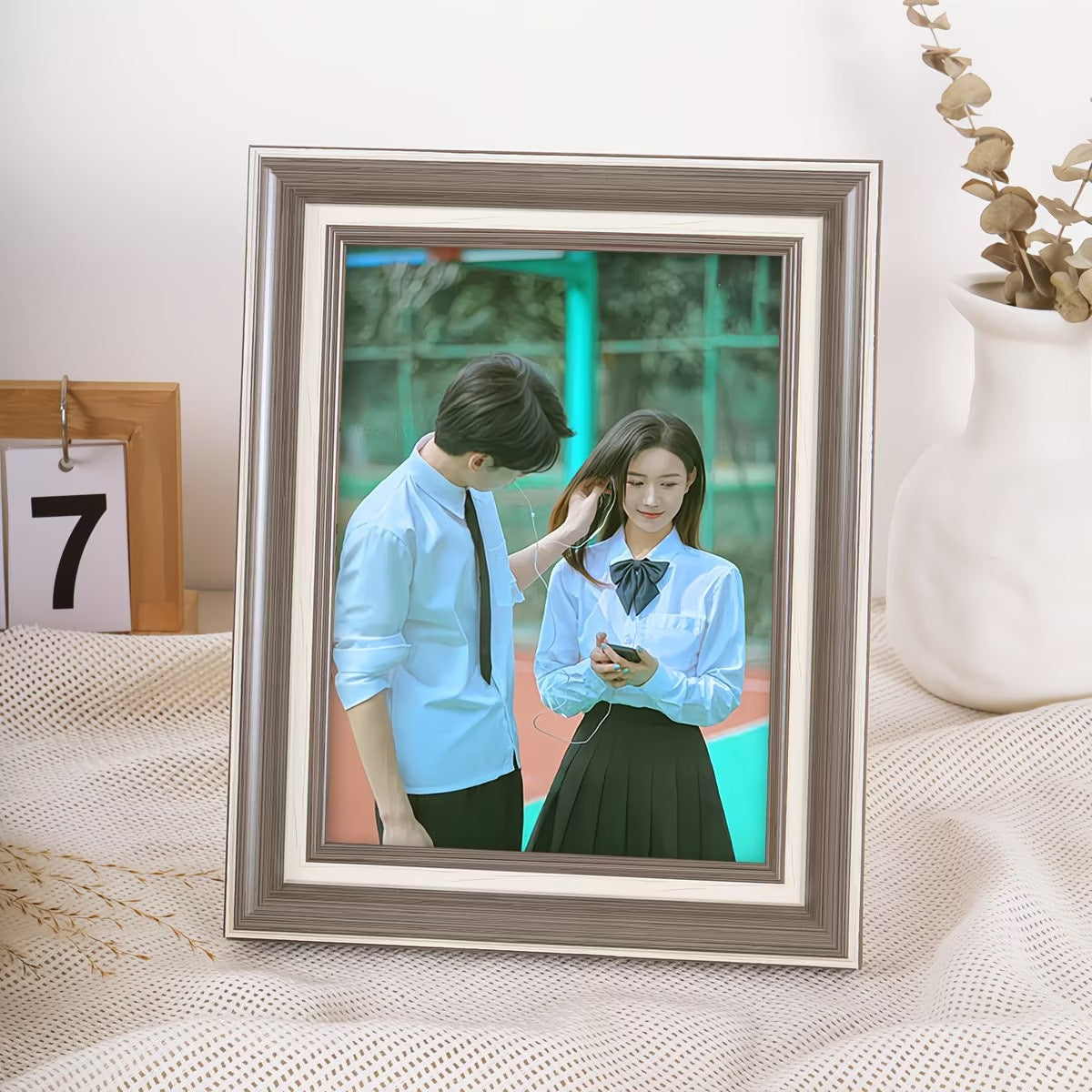 Custom Handmade Wool Felt Pet Portrait 5 Inch Desktop Photo Frame